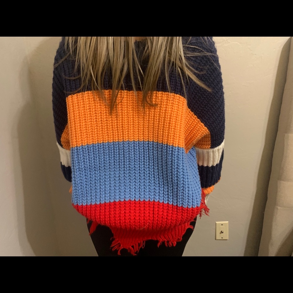 sweater - Picture 2 of 3